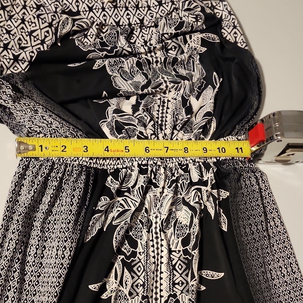 Soma Black and White Halter Sheath Maxi Dress - Picture 6 of 8